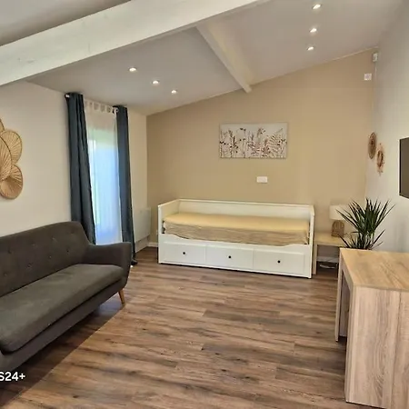 De Plain-pied Apartmán Beauchamp (Val-d'Oise)