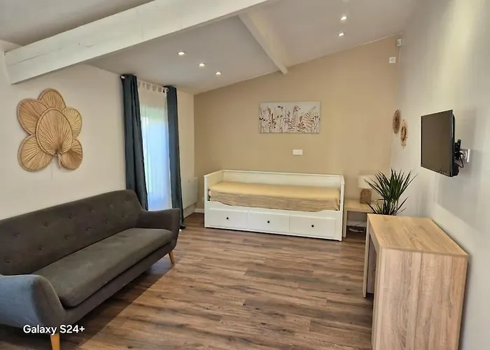 De Plain-pied 아파트 Beauchamp (Val-d'Oise)